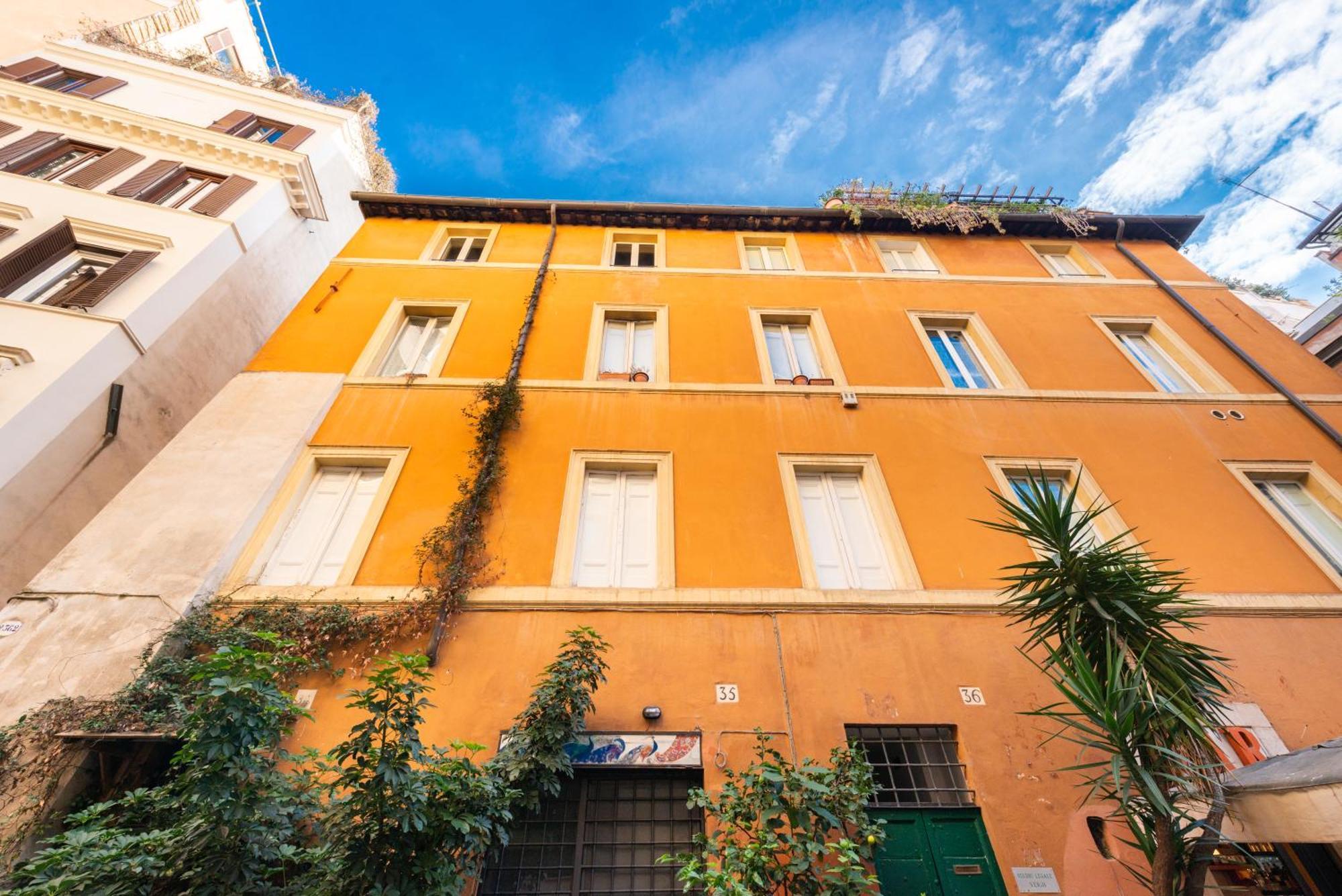 Pavone Centre Romantic Apartment Exterior photo
